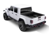 Roll-N-Lock 2020 Jeep Gladiator 5ft bed (w/ Trail Rail System) M-Series Retractable Tonneau Cover thumbnail 4