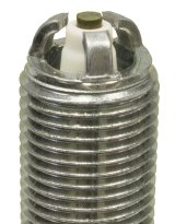 NGK Standard Spark Plug Box of 4 (LFR6D) thumbnail 3