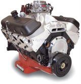 Edelbrock Crate Engine Edelbrock/Pat Musi 555 RPM XT BBC 675 HP Stock Exhaust Port Location thumbnail 1