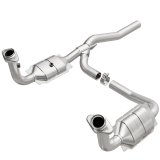 MagnaFlow Direct Fit Catalytic Converter 07-11 Dodge Nitro 4.0L thumbnail 1