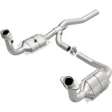 MagnaFlow Direct Fit Catalytic Converter 07-11 Dodge Nitro 4.0L thumbnail 5