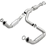 MagnaFlow Direct Fit Catalytic Converter 2011-2012 EXPRESS 2500 6.0L 6.0L Underbody thumbnail 2