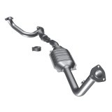 MagnaFlow Direct Fit Catalytic Converter 98-02 3.5L Isuzu Trooper DS thumbnail 3