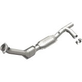 MagnaFlow Direct Fit Catalytic Converter 99-02 Expedition 5.4L 4wd thumbnail 3