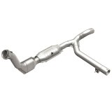 MagnaFlow Direct Fit Catalytic Converter 99-00 Ford Exped 4.6L thumbnail 5