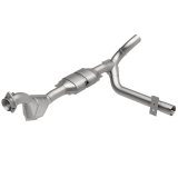 MagnaFlow Direct Fit Catalytic Converter 01 Ford Trucks 4.6L thumbnail 4