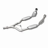 MagnaFlow Direct Fit Catalytic Converter 96-98 Ford Mustang 3.8L thumbnail 7
