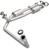 MagnaFlow Direct Fit Catalytic Converter California Grade 96-00 GM Tahoe/Yukon/Escalade 5.7L thumbnail 4