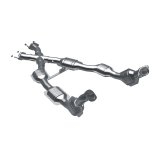 MagnaFlow Direct Fit Catalytic Converter 96-98 4.6L *California* thumbnail 2