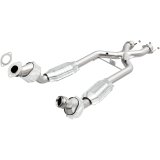 MagnaFlow Direct Fit Catalytic Converter 96-98 4.6L *California* thumbnail 3