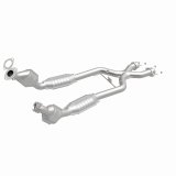 MagnaFlow Direct Fit Catalytic Converter 96-98 4.6L *California* thumbnail 4