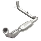 MagnaFlow Direct Fit Catalytic Converter 97-98 Ford Trucks 5.4L thumbnail 1