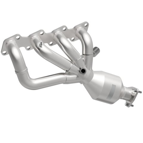 MagnaFlow Direct Fit Catalytic Converter 98-99 Nissan Frontier 2.4L