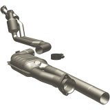 MagnaFlow Direct Fit Catalytic Converter 87-89 Mercedes 260E 2.6L thumbnail 4