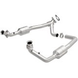 MagnaFlow Direct Fit Catalytic Converter 00-03 Ford E150 5.4L thumbnail 3