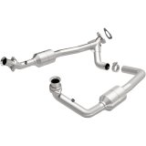 MagnaFlow Direct Fit Catalytic Converter 00-03 Ford E150 5.4L thumbnail 4