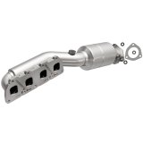MagnaFlow Conv DF 02-04 VW Passat 4.0L thumbnail 1