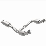 MagnaFlow 2021 Chevrolet Express 2500 4.3L Underbody Direct-Fit Catalytic Converter thumbnail 4