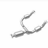 MagnaFlow 2021 Chevrolet Express 2500 4.3L Underbody Direct-Fit Catalytic Converter thumbnail 6