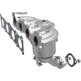MagnaFlow Direct Fit Catalytic Converter 13-16 Hyundai Santa Fe Sport 2.4L Manifold thumbnail 1