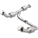 MagnaFlow 18-20 Chevrolet Express 2500 Single Underbody 4.3L Direct Fit Catalytic Converter thumbnail 2