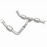 MagnaFlow 18-20 Chevrolet Express 2500 Single Underbody 4.3L Direct Fit Catalytic Converter thumbnail 4