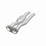 MagnaFlow 96-99 Chevy C2500 Suburban 7.4L Direct Fit Converter thumbnail 8