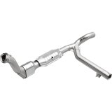 MagnaFlow 99-00 Ford Exped 4.6L Direct Fit Converter thumbnail 1