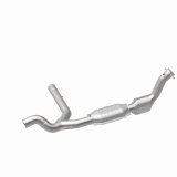 MagnaFlow 99-00 Ford Exped 4.6L Direct Fit Converter thumbnail 6