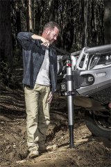 ARB Hydraulic Recovery Jack thumbnail 1