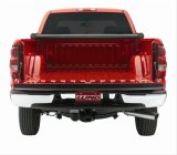 Lund 15-18 Ford F-150 (5.5ft. Bed) Genesis Tri-Fold Tonneau Cover - Black thumbnail 3