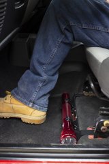 Fishbone Offroad Jeep TJ Front Seat Flashlight Mount thumbnail 7