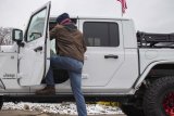 Fishbone Offroad 2020+ Jeep Gladiator JT Step Sliders thumbnail 7