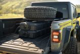 DV8 Offroad 2020+ Jeep Gladiator JT Adjustable In-Bed Tire Carrier thumbnail 6