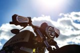 Kuryakyn Dillinger Handguards 6708 Handguards, Dillinger, Aluminum, Silver, Harley-Davidson®, Pair thumbnail 3